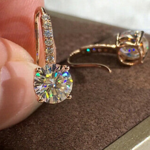 NEW 18k gold plated diamond earrings - Picture 3 of 6